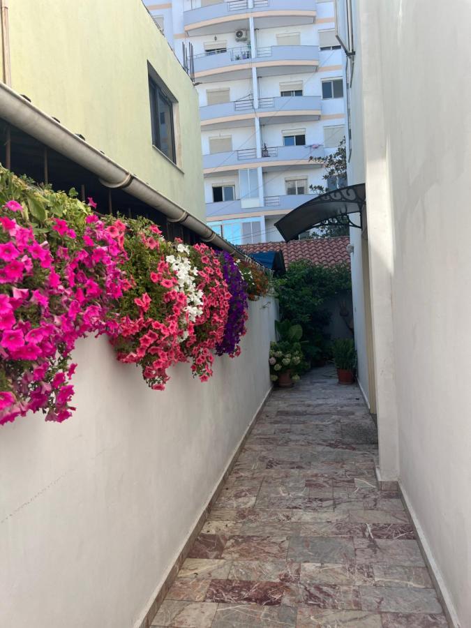 Guesthouse Cami Durrës Exteriér fotografie