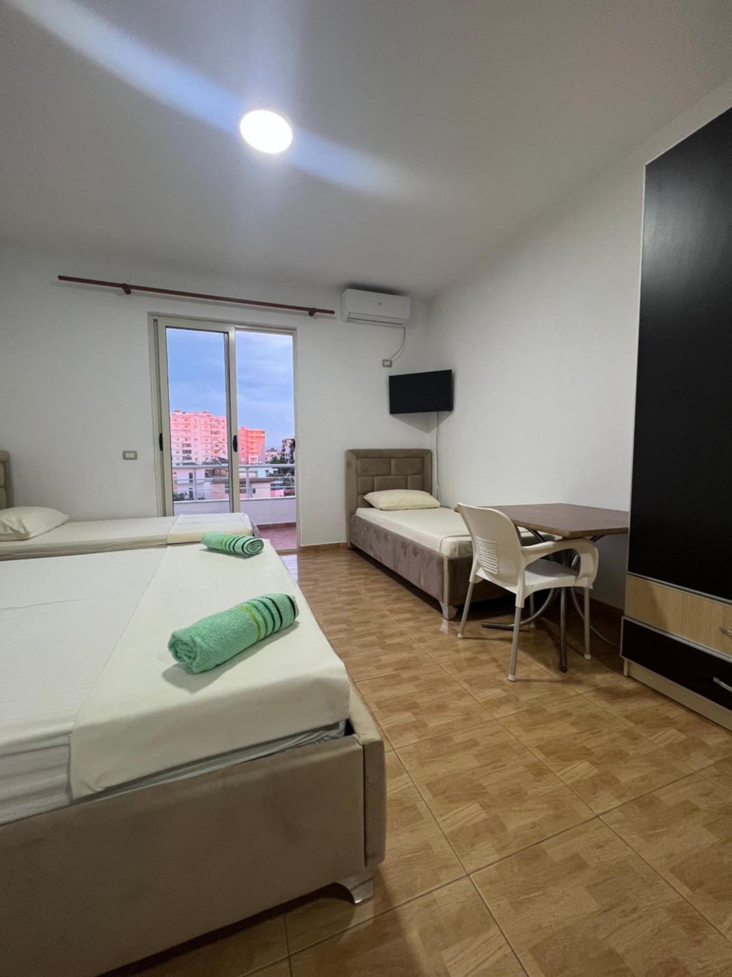 Guesthouse Cami Durrës Exteriér fotografie