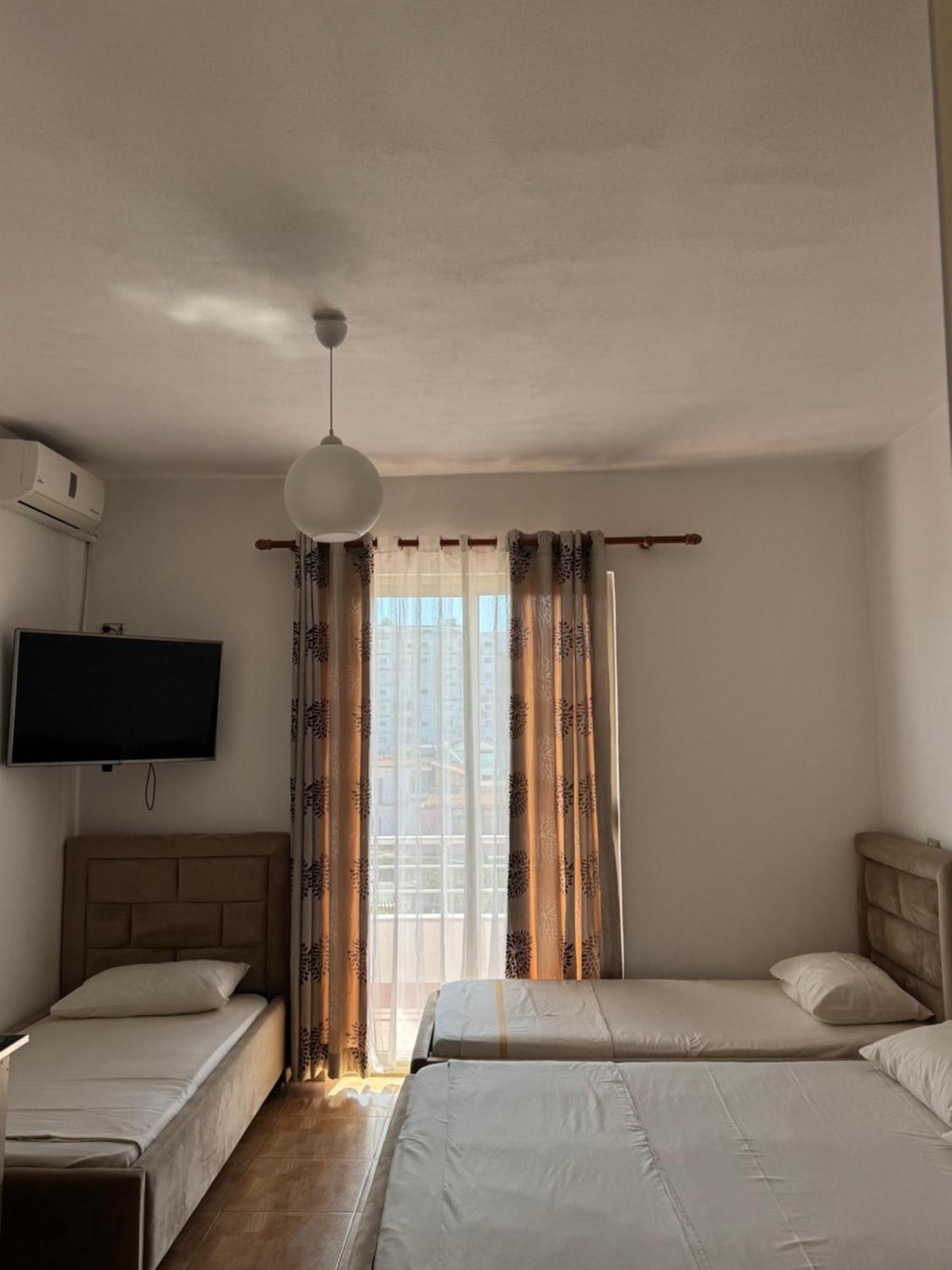 Guesthouse Cami Durrës Exteriér fotografie